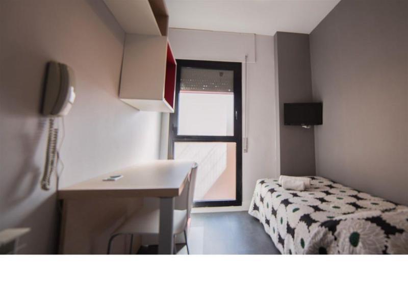 Residencia Universitaria San Agustin 巴塞罗那 外观 照片